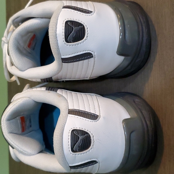 Men's Puma Tennis Shoes - Picture 4 of 8